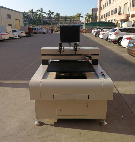 玻璃切割機(jī)在生產(chǎn)過(guò)程中會(huì)出現(xiàn)什么問題? 玻璃切割機(jī)在生產(chǎn)過(guò)程中會(huì)出現(xiàn)什么問題?